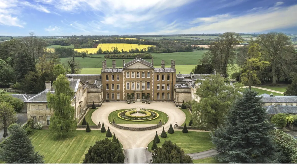 10-amazing-and-alternative-wedding-venues-oxfordshire