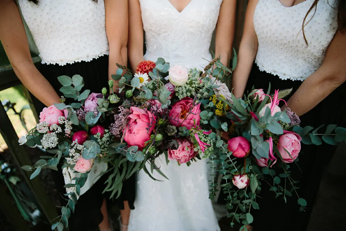 WEDDING FLOWERS OXFORDSHIRE