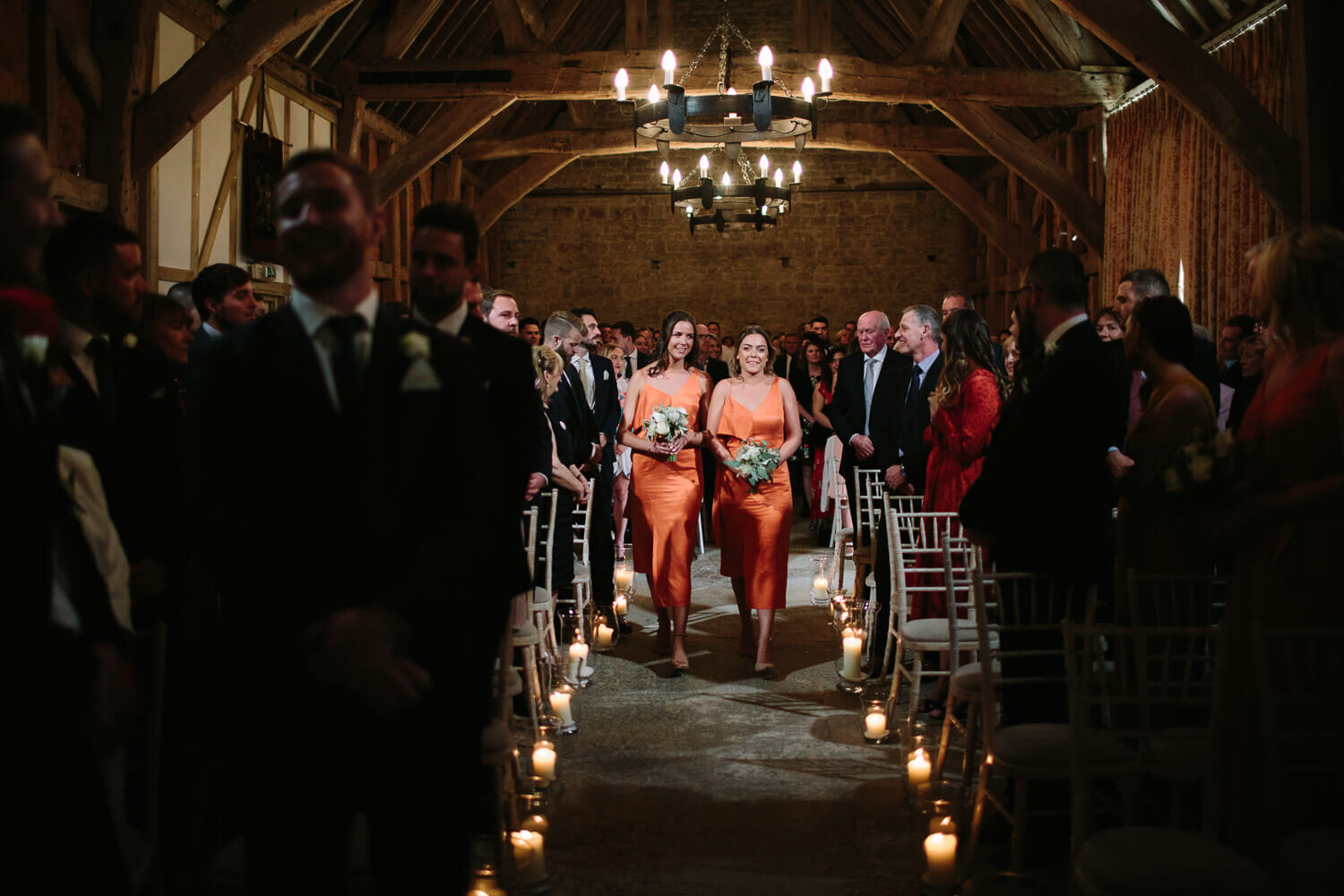 MANOR FARM BARN Oxfordshire Wedding Venue
