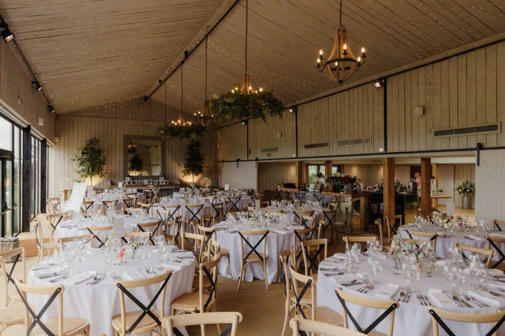 Primrose Hill Farm - modern wedding venue oxfordshire