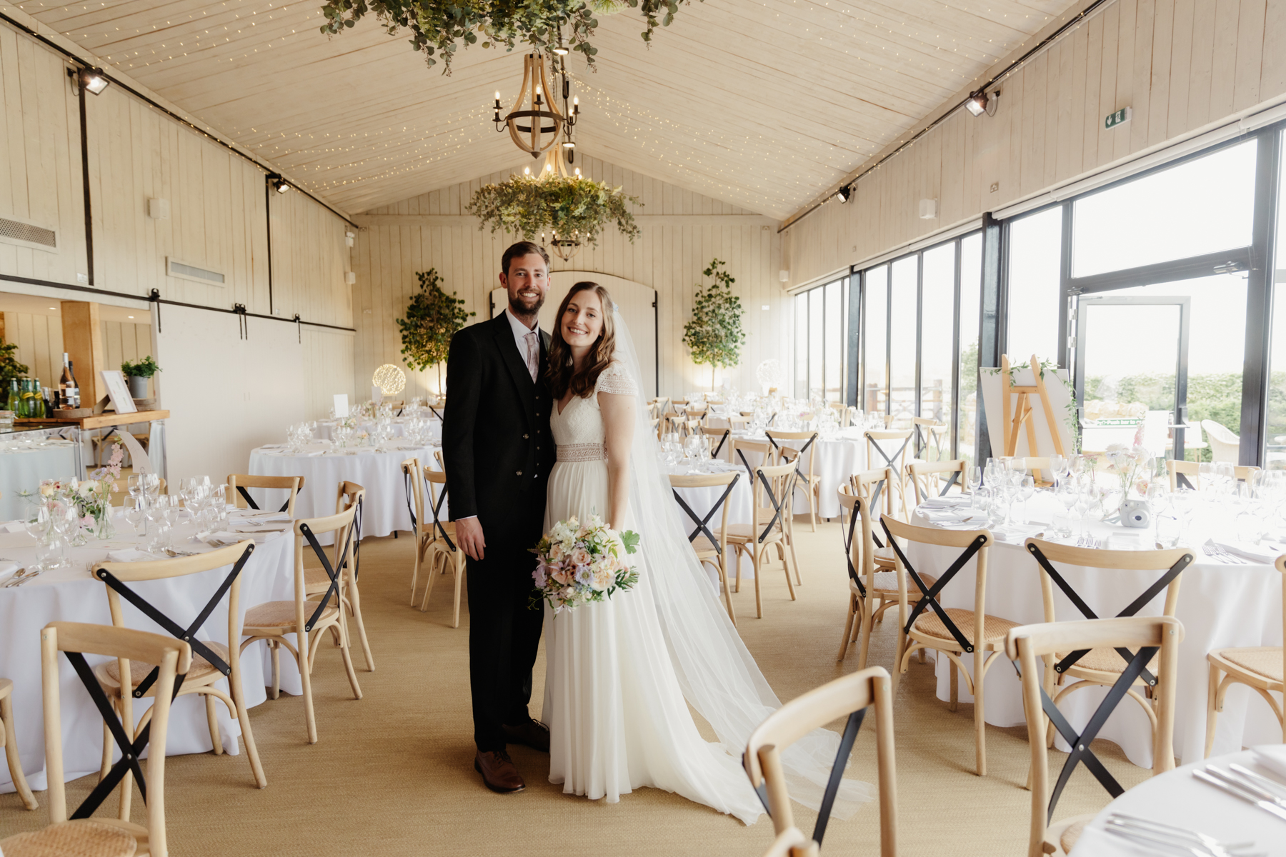 Primrose Hill Farm Wedding Venue Oxfordshire by Philippa James Photography