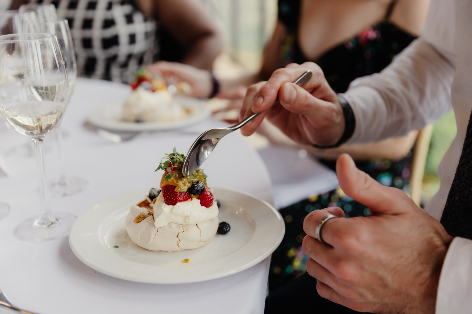 Primrose Hill Farm - modern barn wedding venue Oxfordshire