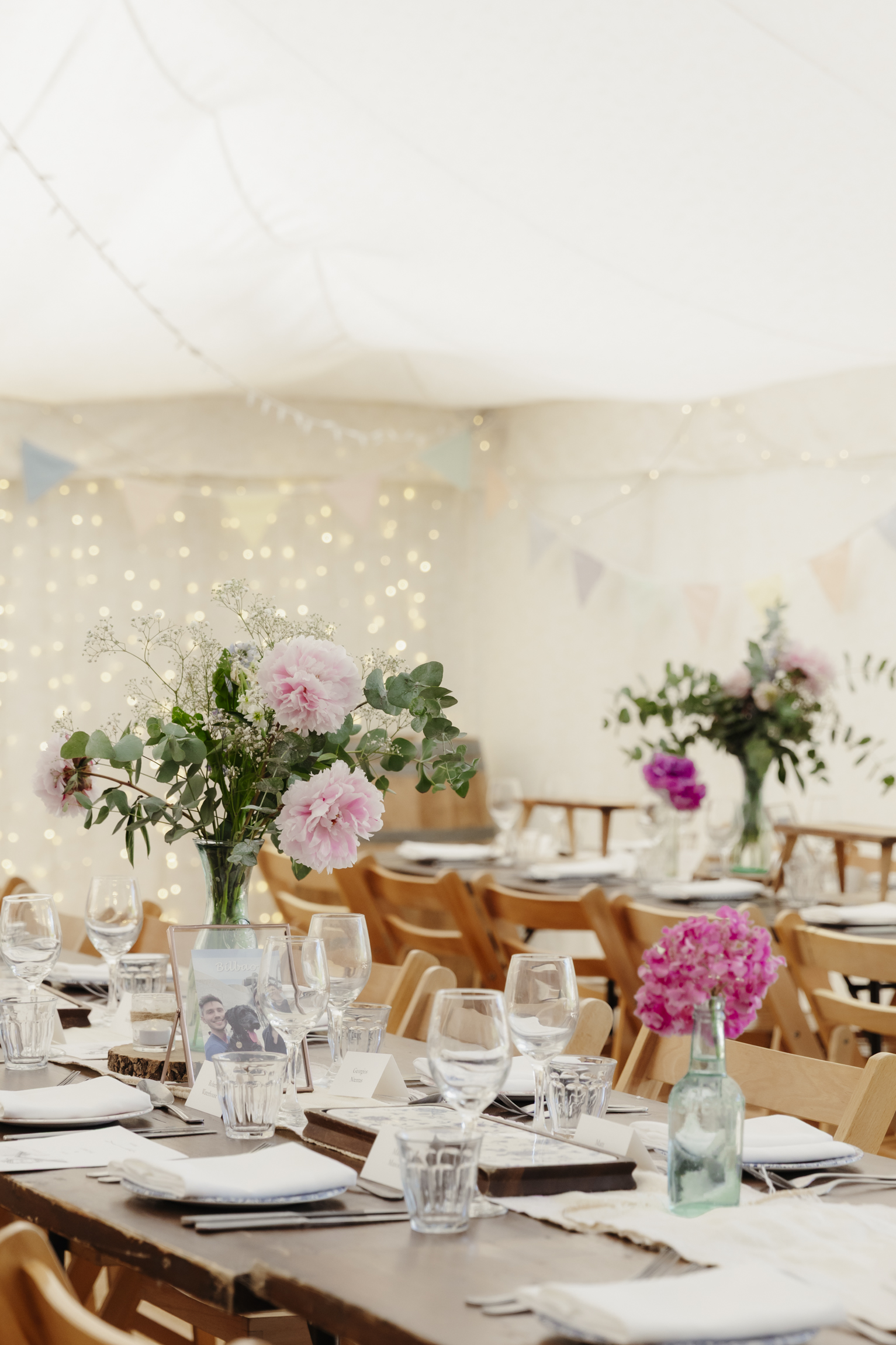 Wedding marquee at The Perch Oxford with flowers